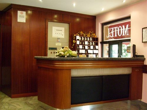 Hotel Motel Flower Novi Ligure Extérieur photo