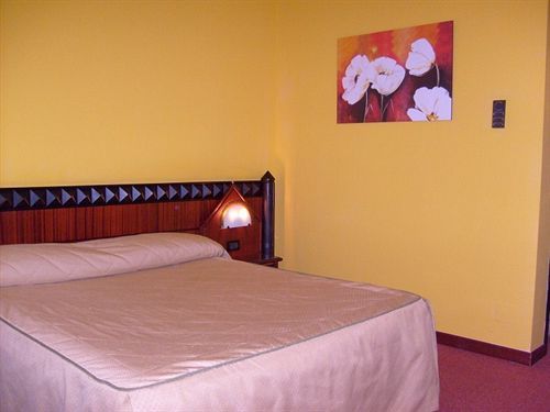 Hotel Motel Flower Novi Ligure Extérieur photo